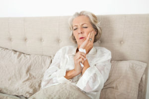 How To Sleep With A Toothache - Help You Rest Sleep